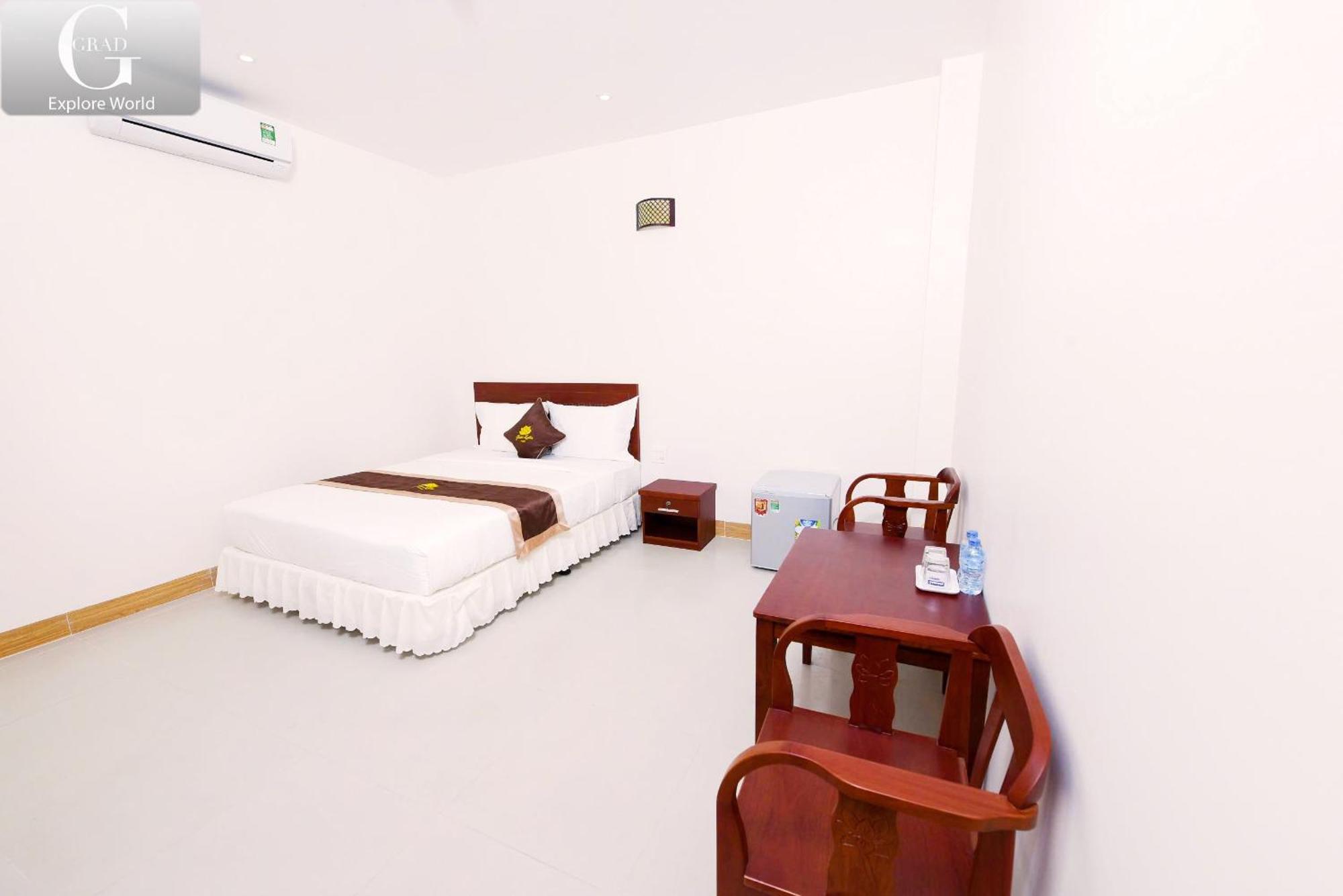 Bong Sen Xanh Hotel Cao Lanh Exteriör bild
