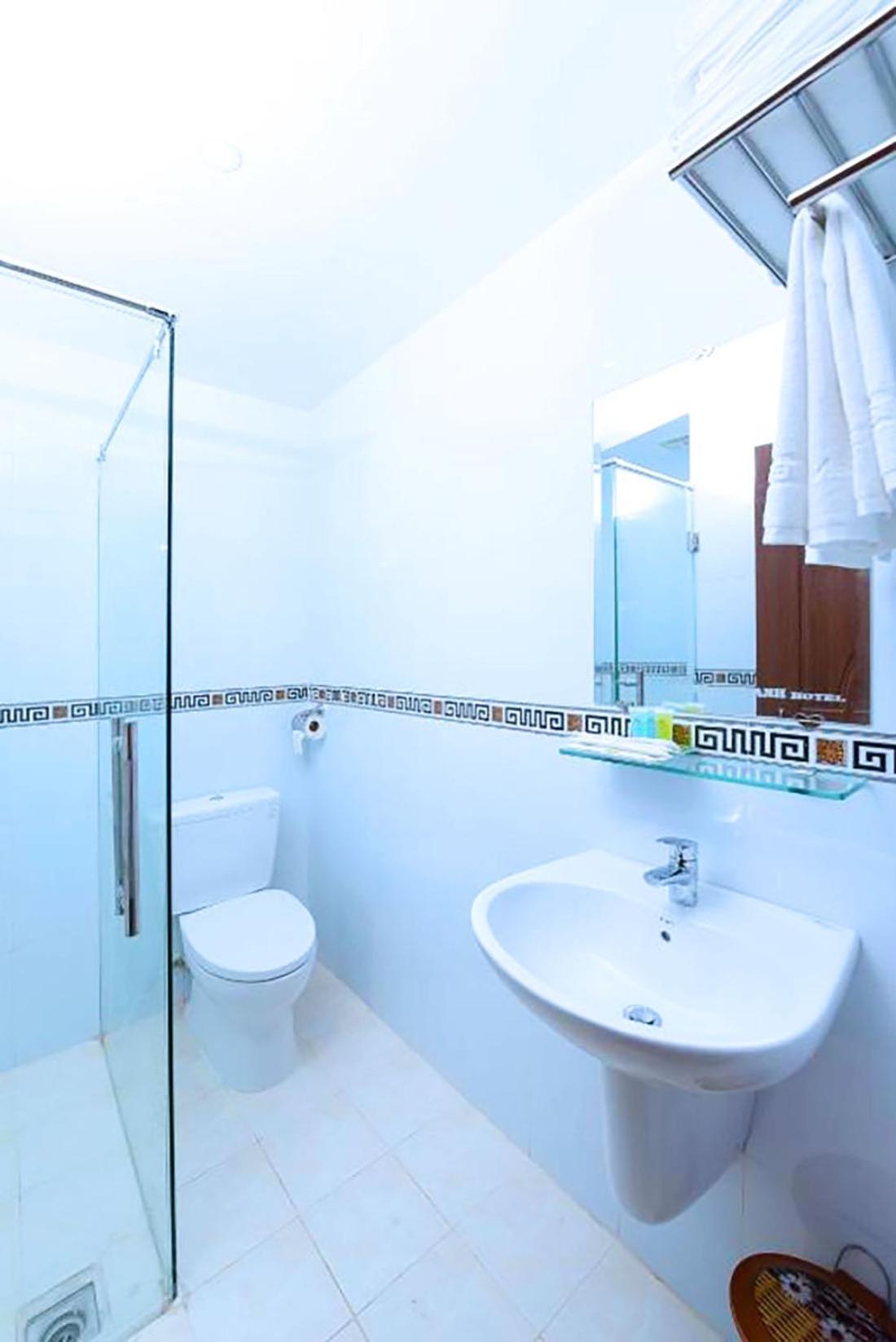 Bong Sen Xanh Hotel Cao Lanh Exteriör bild